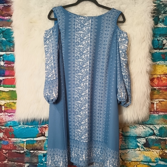 Luxology Blue and White Cold Shoulder Long Sleeve Lined Dress Size 8 - Picture 12 of 14